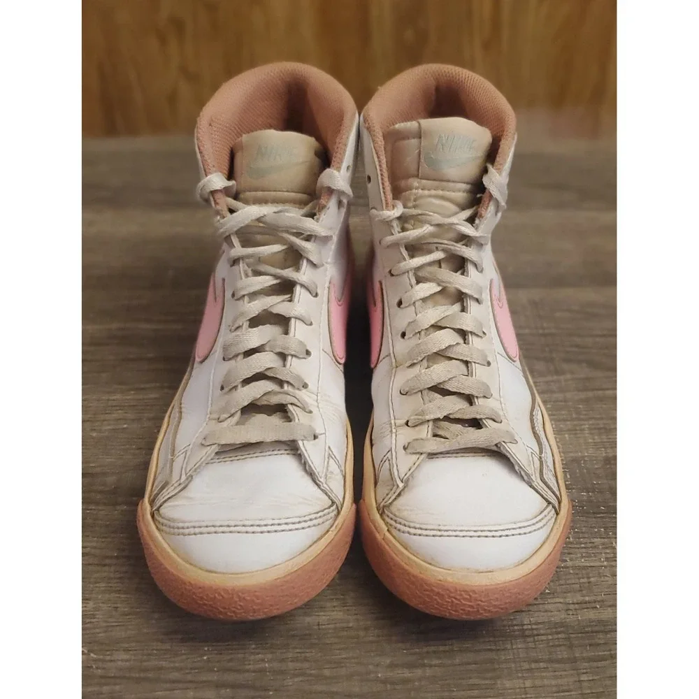 Nike Blazer Mid 77 Sneakers Youth Size 4Y White Pink - Picture 2 of 12
